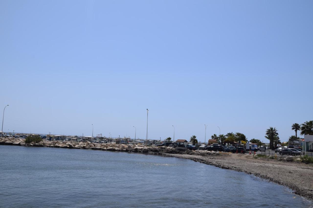 Seascape 501 Appartement Larnaca Buitenkant foto